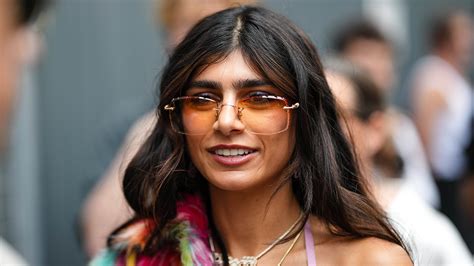 mia khalifa sexy.com|Mia Khalifa: Sexy Lebanese Porn Star Videos 